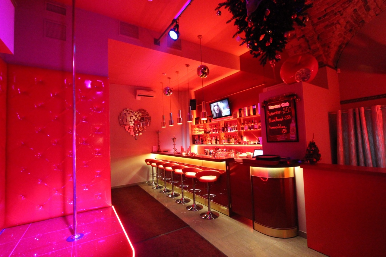 Стриптиз-клуб Rhino Bar - Nightclub in Saint Petersburg, Russia