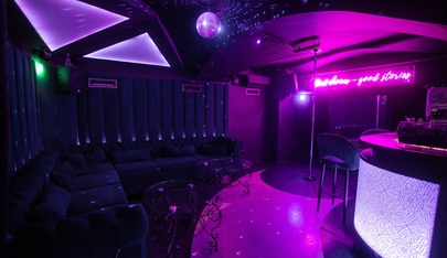 Стриптиз-клуб Zависть Private Bar - Nightclub in Saint Petersburg, Russia