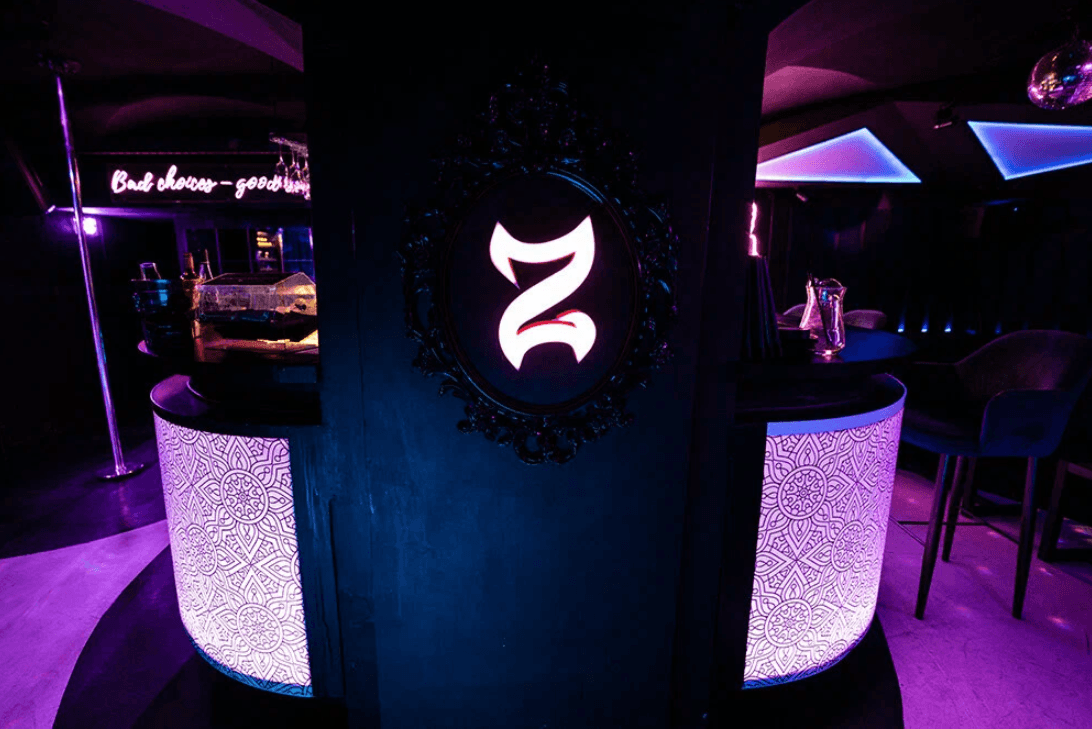 Стриптиз-клуб Zависть Private Bar - Nightclub in Saint Petersburg, Russia