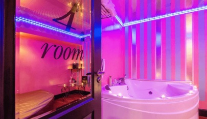 Zavist Cabaret-Bar - Nightclub in Saint Petersburg, Russia