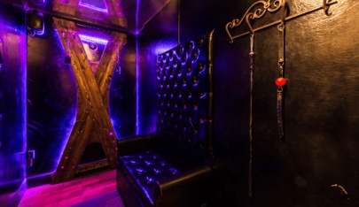 Zavist Cabaret-Bar - Nightclub in Saint Petersburg, Russia