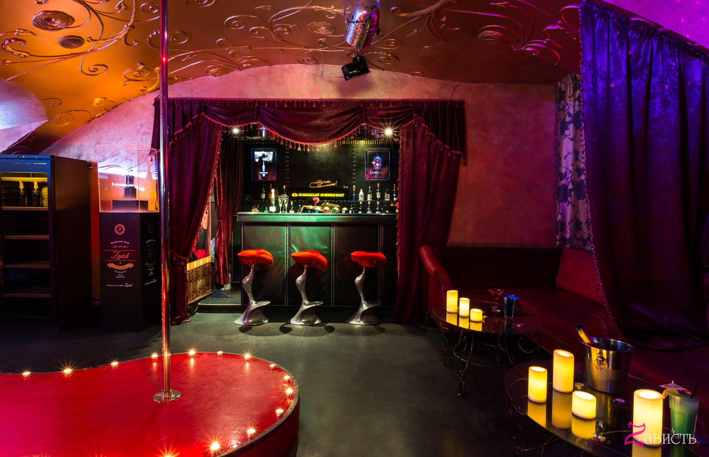 Zavist Cabaret-Bar - Nightclub in Saint Petersburg, Russia