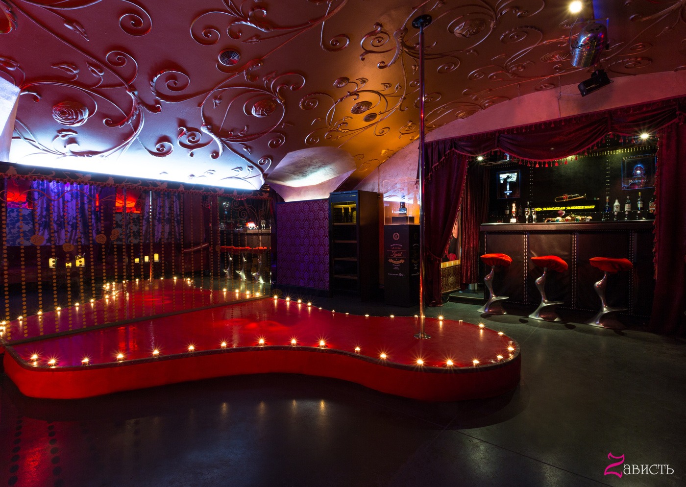Zavist Cabaret-Bar - Nightclub in Saint Petersburg, Russia