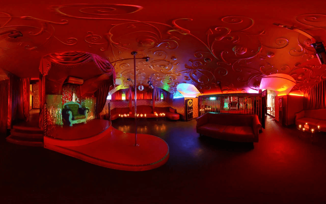 Zavist Cabaret-Bar - Nightclub in Saint Petersburg, Russia