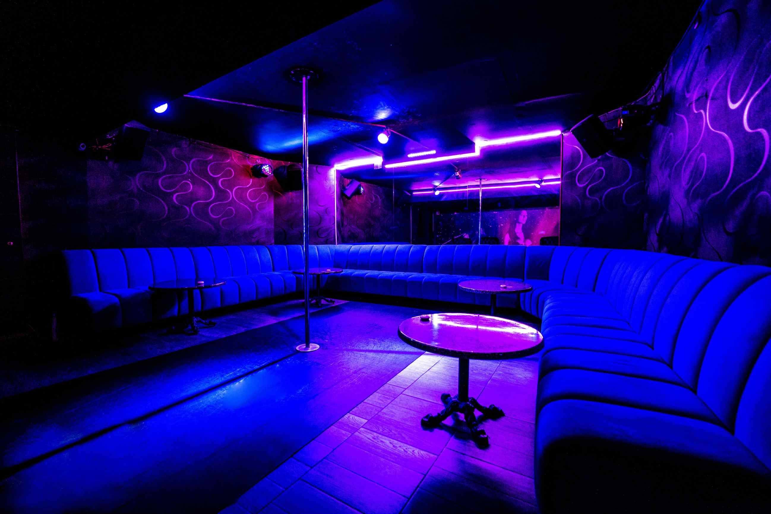 Zависть Podium Club - Nightclub in Saint Petersburg, Russia