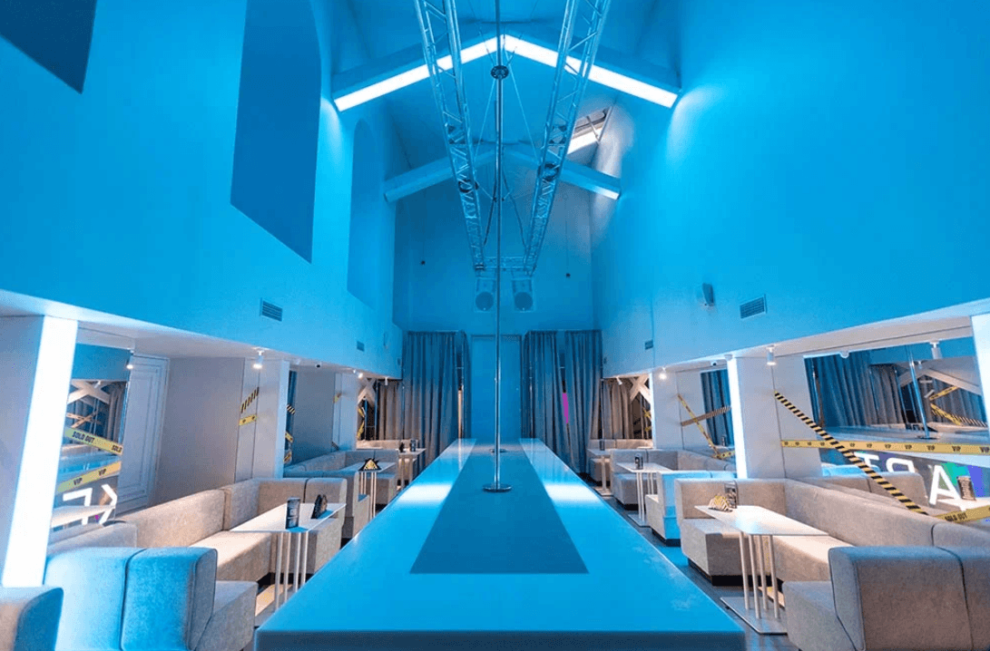 Zависть Podium Club - Nightclub in Saint Petersburg, Russia