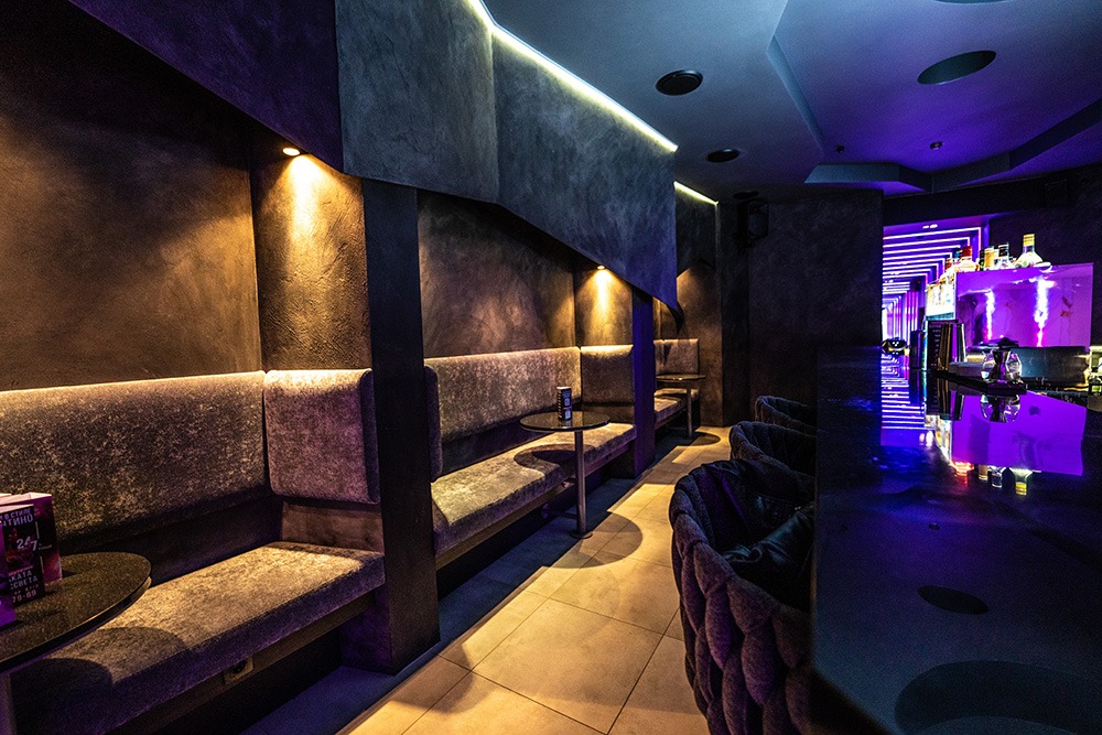 Zависть Podium Club - Nightclub in Saint Petersburg, Russia