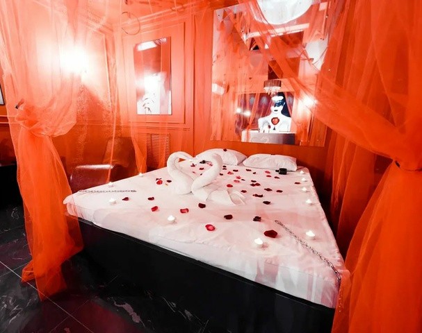 Hedonism Club, БДСМ-отель - Brothel in Samara, Russia