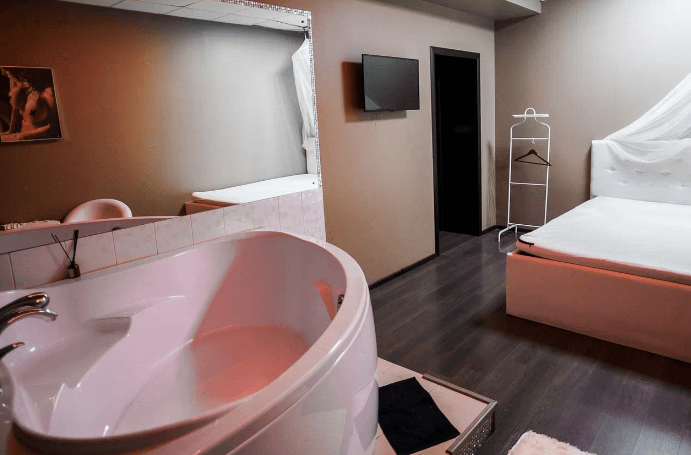 Muzhskoy Spa Salon Tabu - Erotic Massage in Samara, Russia