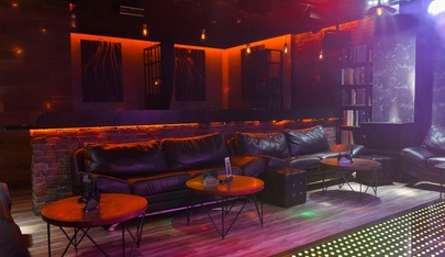 Striptiz-Klub Yestestvoznaniye (Samara) - Nightclub in Samara, Russia