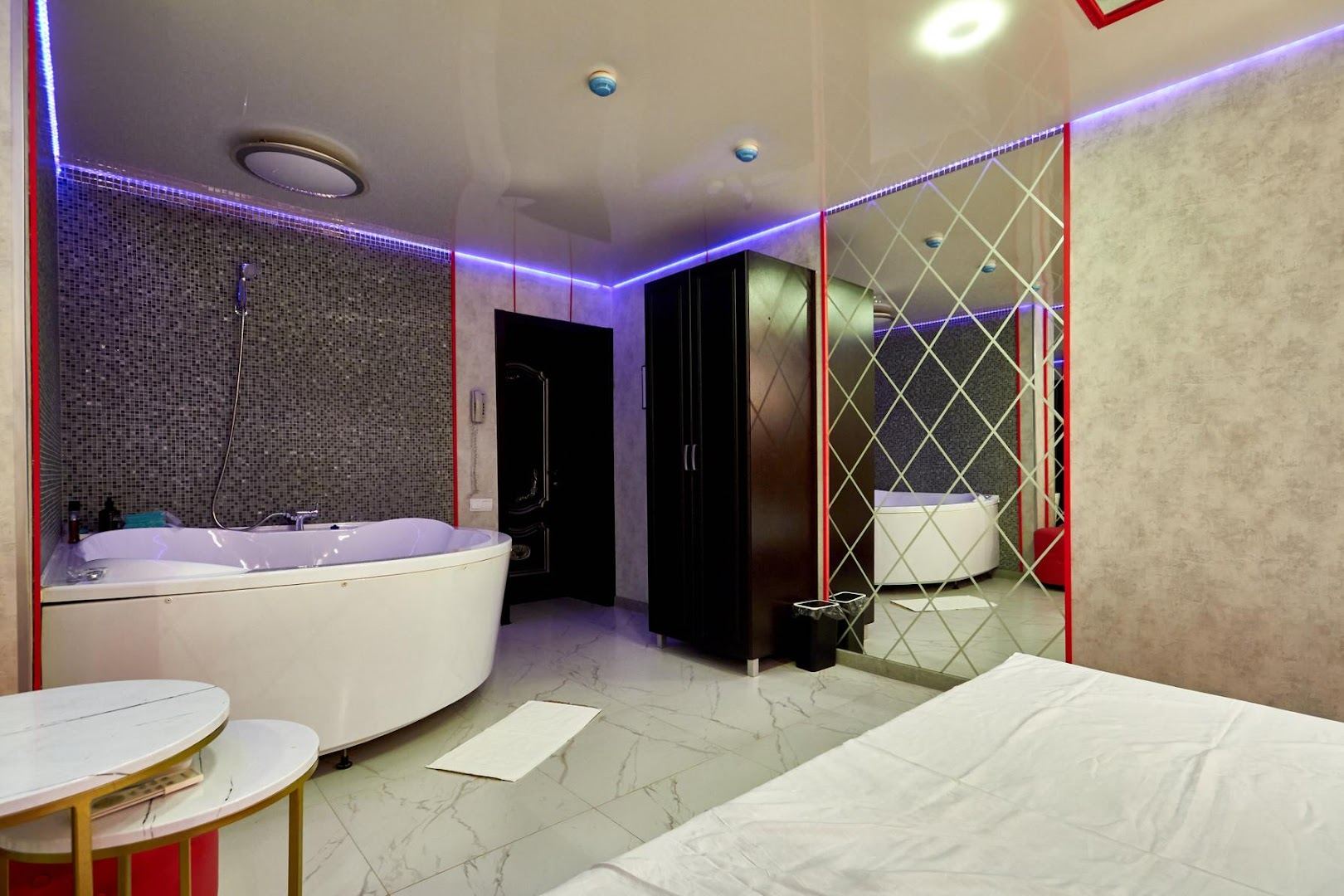 Салон массажа Granat (Massage Salon Granat) - Erotic Massage in Saratov, Russia