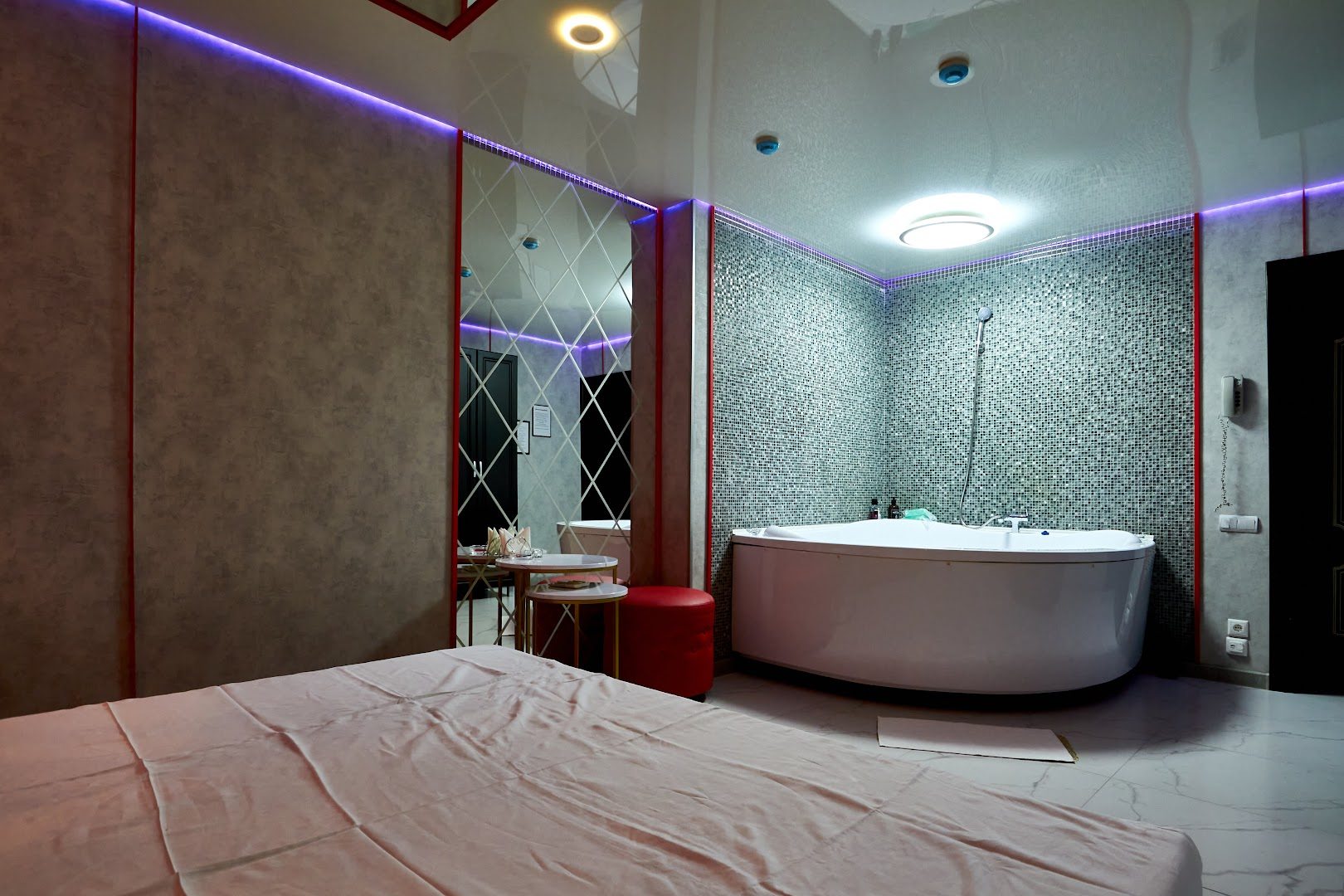 Салон массажа Granat (Massage Salon Granat) - Erotic Massage in Saratov, Russia