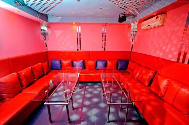 Flight - Nightclub in Saratov, Russia
