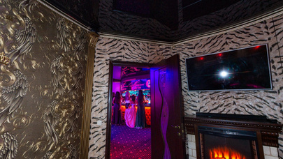 Стриптиз-клуб Mon Ami в Сочи - Nightclub in Sochi, Russia