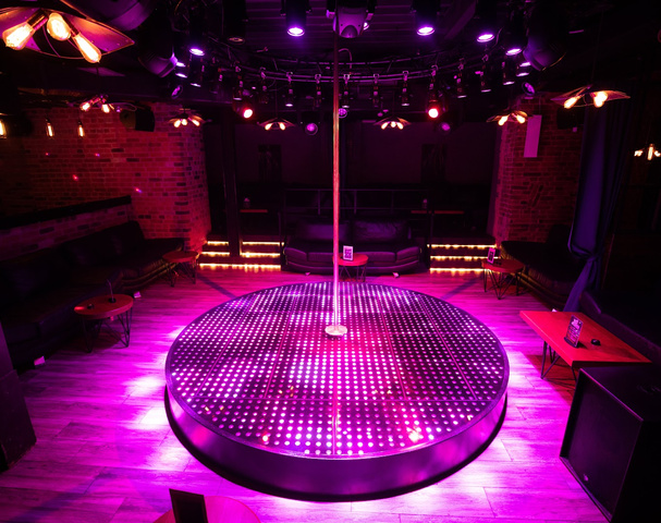 Стриптиз-клуб Zажигалка (Sochi) - Nightclub in Sochi, Russia