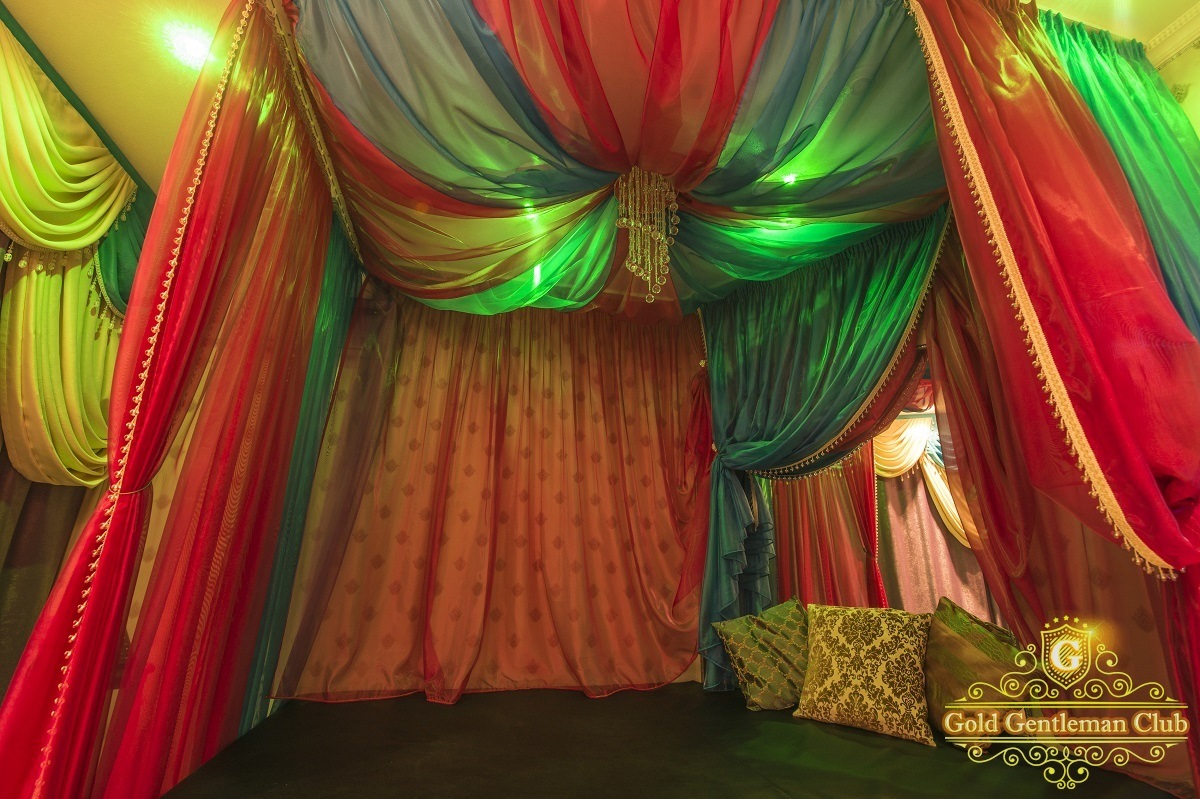Gold Gentleman Club - Nightclub in Surgut, Russia