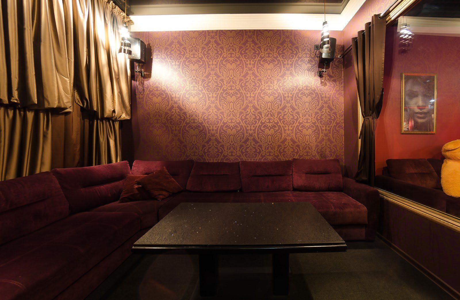 Muzhskoy Klub Medved', Striptiz-Bar - Nightclub in Tomsk, Russia
