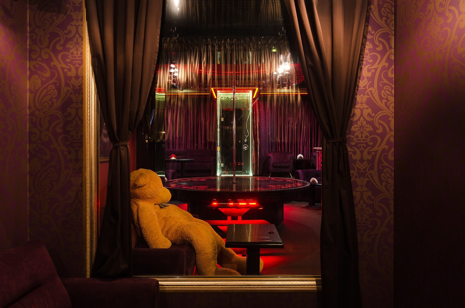 Muzhskoy Klub Medved', Striptiz-Bar - Nightclub in Tomsk, Russia