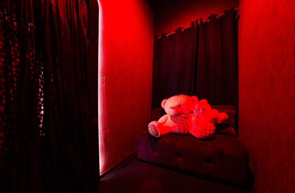 Muzhskoy Klub Medved', Striptiz-Bar - Nightclub in Tomsk, Russia