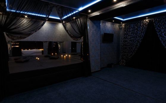 Muzhskoy Privat Klub Blek - Erotic Massage in Tyumen, Russia