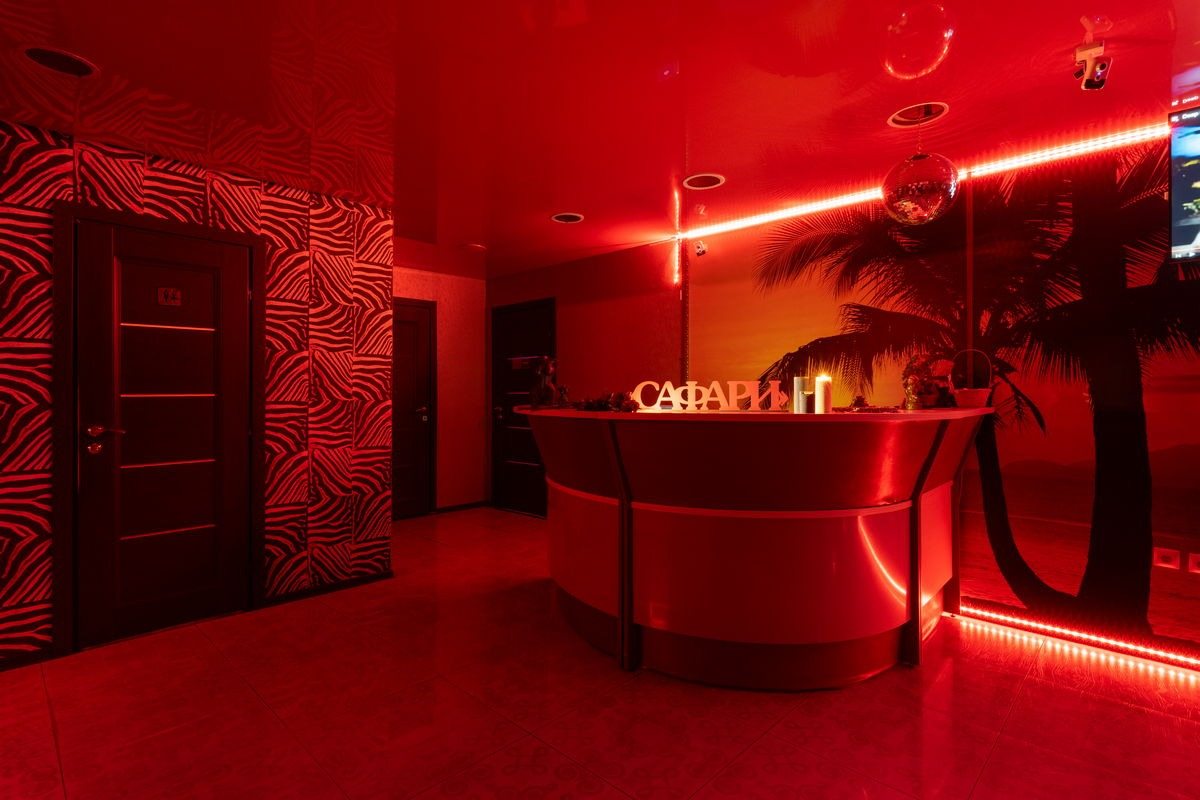 Сафари, Men's Club (Safari, Men's Club) - Erotic Massage in Tyumen, Russia