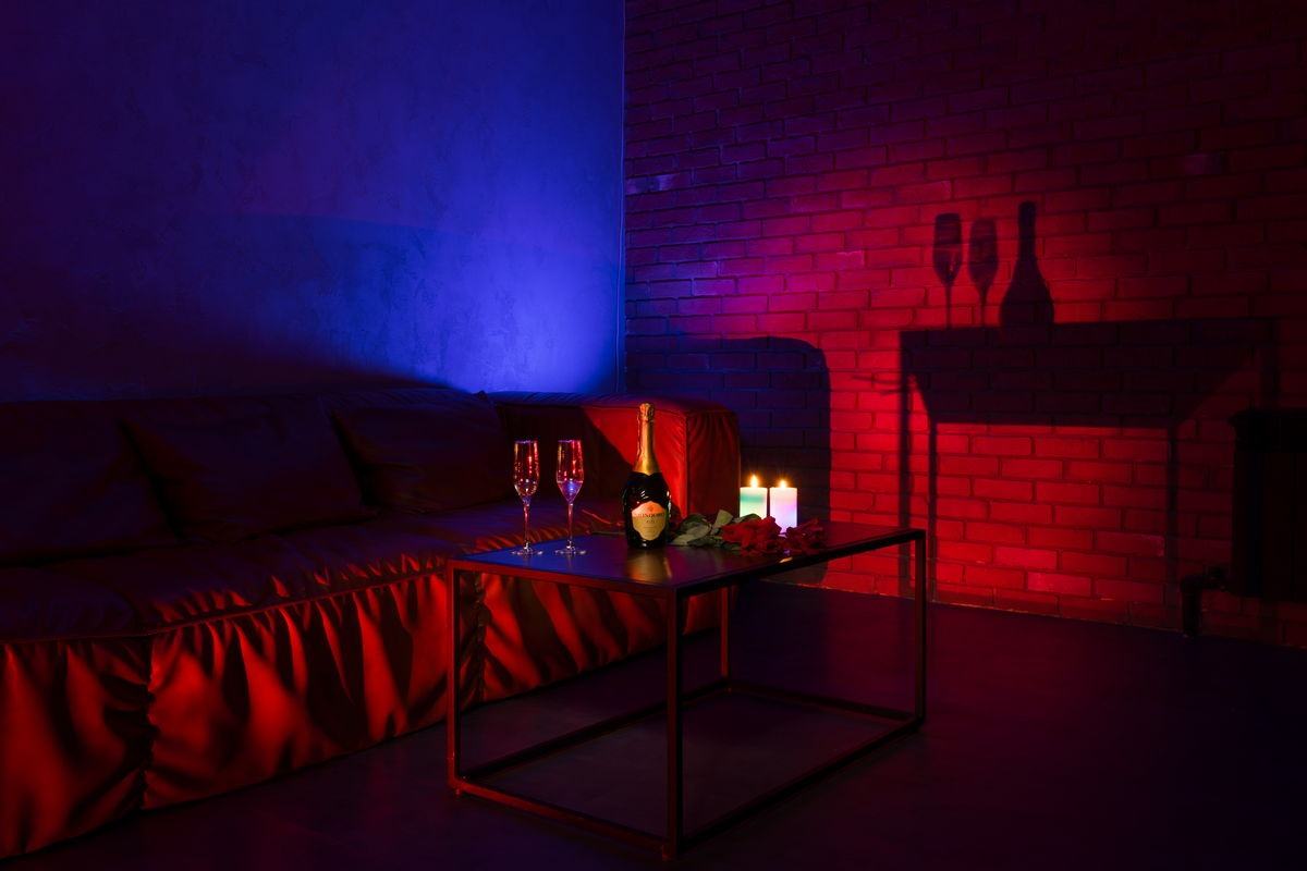 Сафари, Men's Club (Safari, Men's Club) - Erotic Massage in Tyumen, Russia