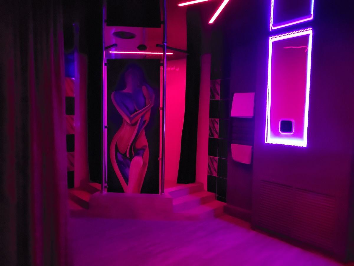 Сафари, Men's Club (Safari, Men's Club) - Erotic Massage in Tyumen, Russia