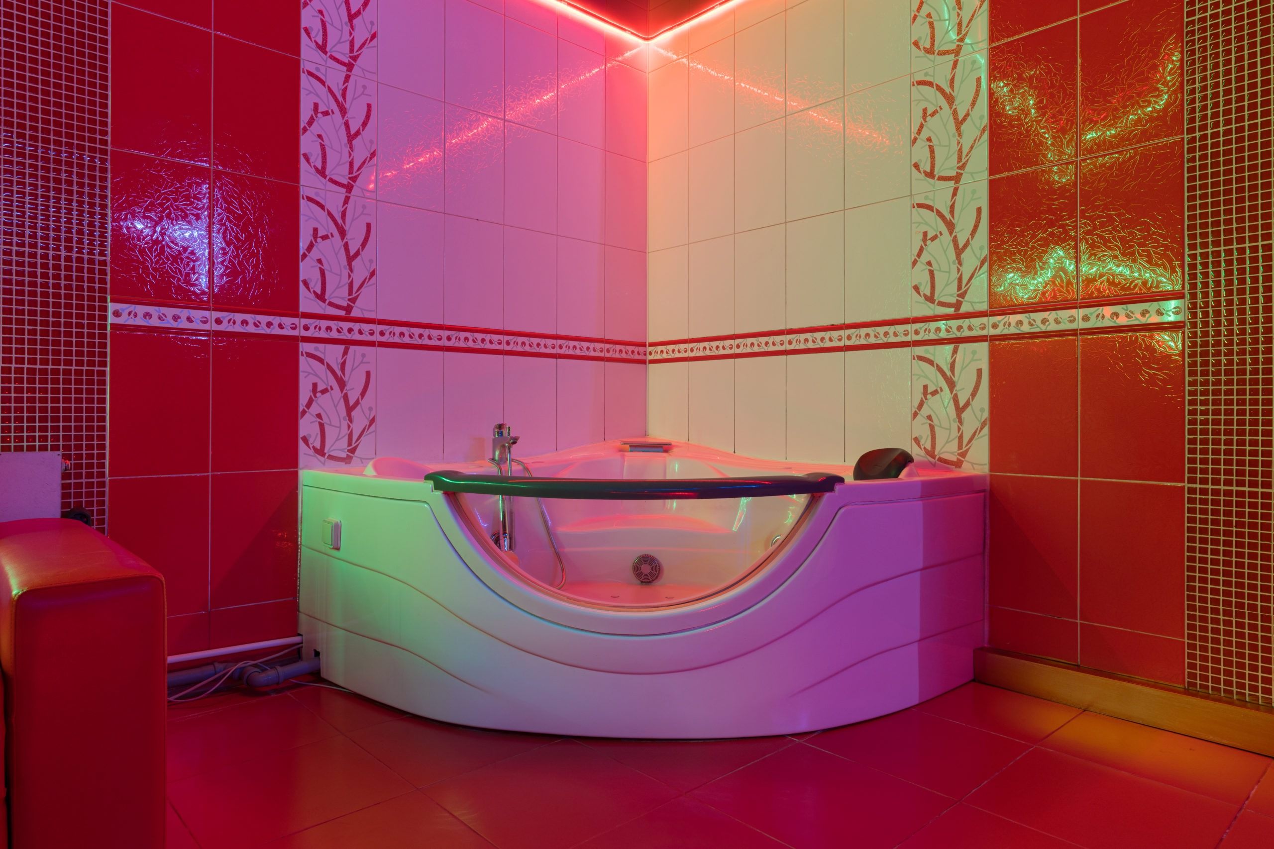 Сафари, Men's Club (Safari, Men's Club) - Erotic Massage in Tyumen, Russia