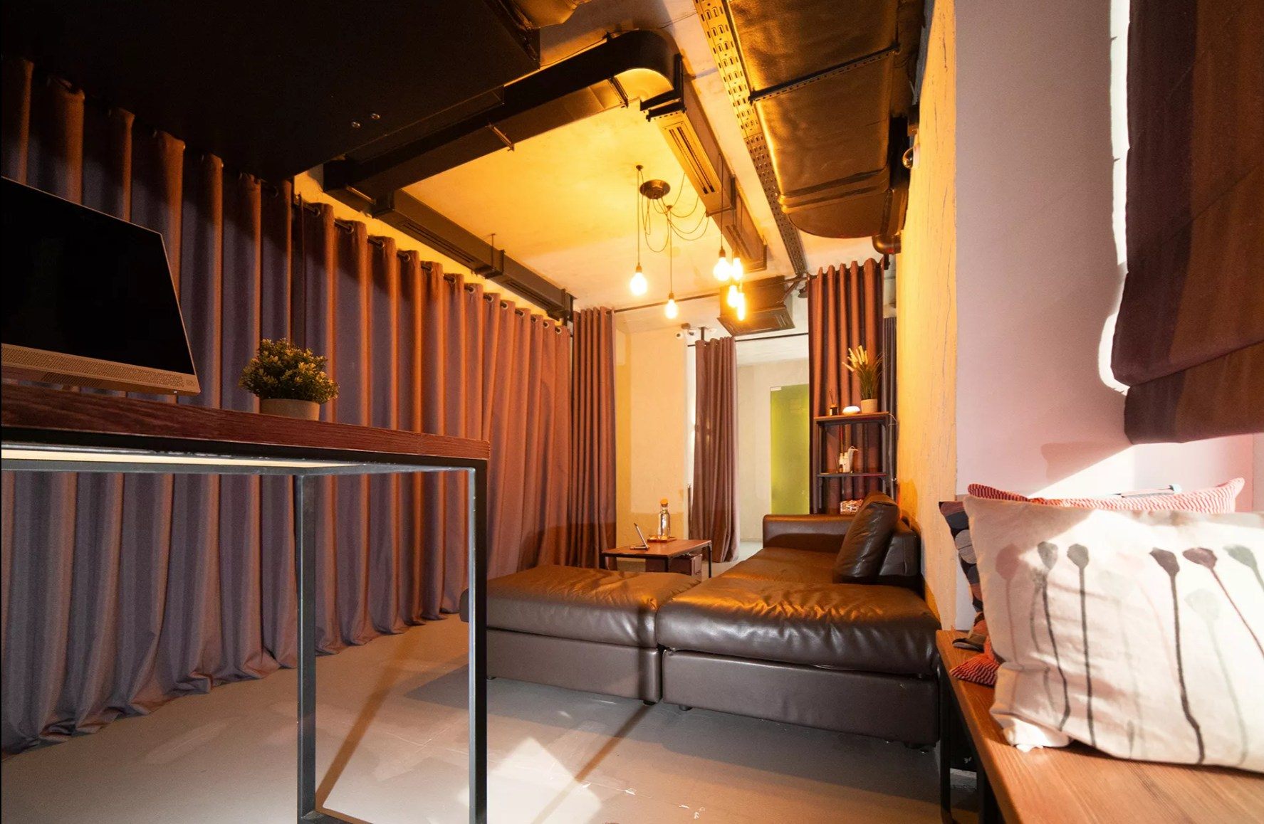 Studio 83 | 24-hour Massage By Maxim Gorky | Men's Club, Relaxing Massage, Spa Salon - Erotic Massage in Tyumen, Russia