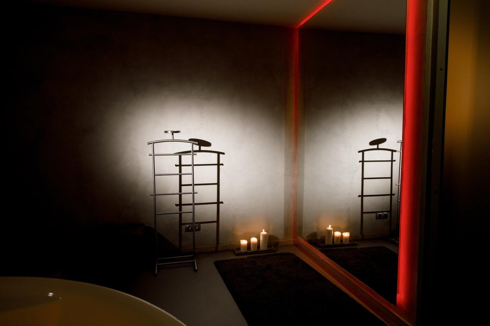 Studio 83 | 24-hour Massage By Maxim Gorky | Men's Club, Relaxing Massage, Spa Salon - Erotic Massage in Tyumen, Russia