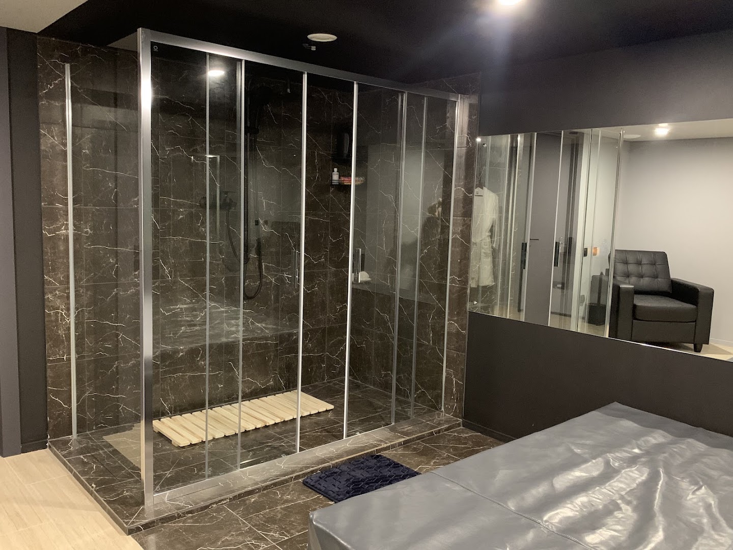 Zodiac Massage Salon Tyumen - Erotic Massage in Tyumen, Russia
