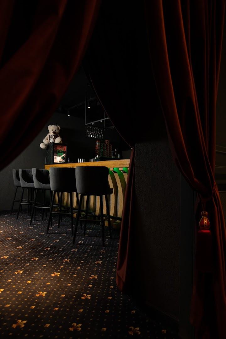Барсукъ | Мужской клуб Тюмень | Караоке, ночной клуб, бар (Badger | Men's Club Tyumen | Karaoke, Night Club, Bar) - Nightclub in Tyumen, Russia