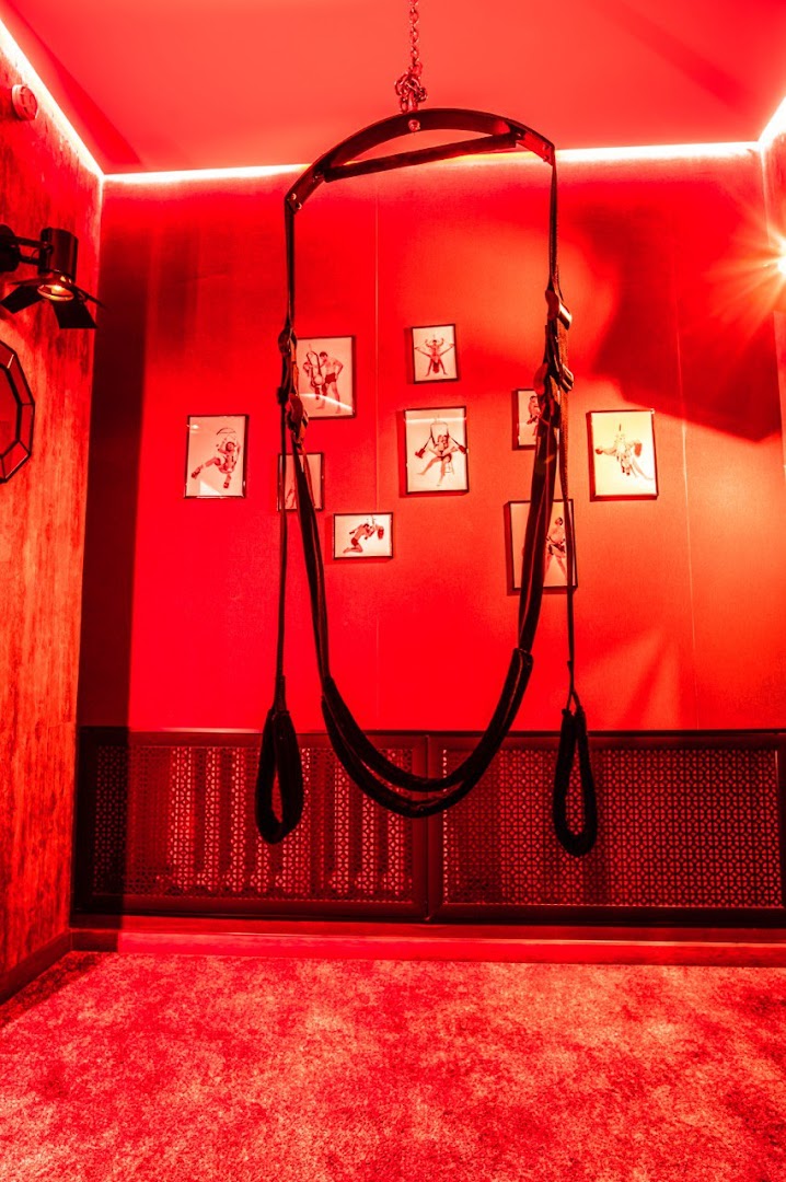  Garem House - Nightclub in Tyumen, Russia