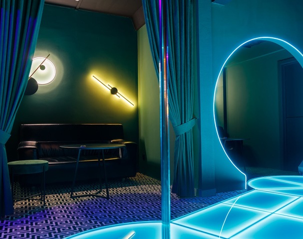 Plan B. Striptiz Klub - Nightclub in Tyumen, Russia