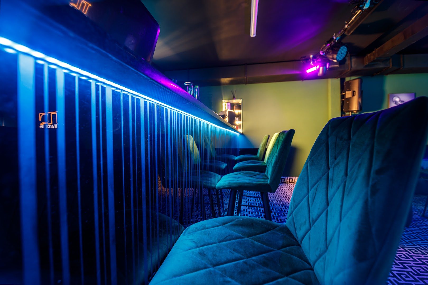 Plan B. Striptiz Klub - Nightclub in Tyumen, Russia