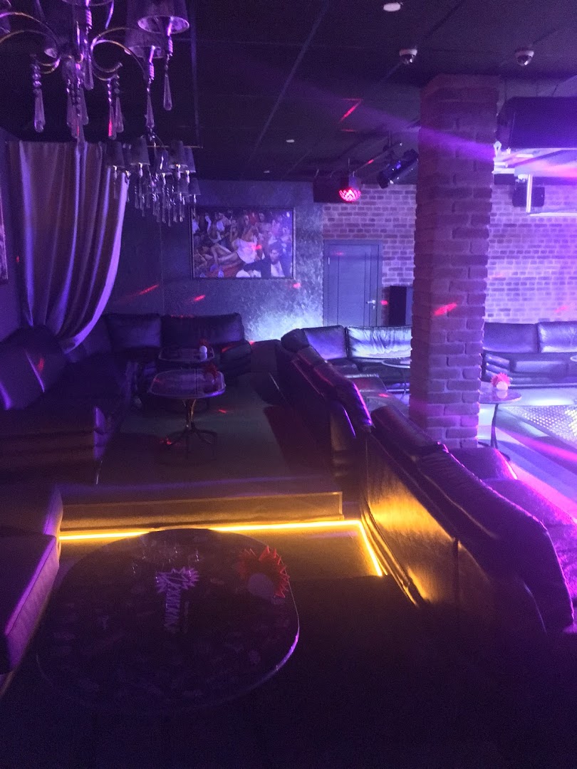 Стриптиз-клуб Zажигалка (Tyumen) - Nightclub in Tyumen, Russia