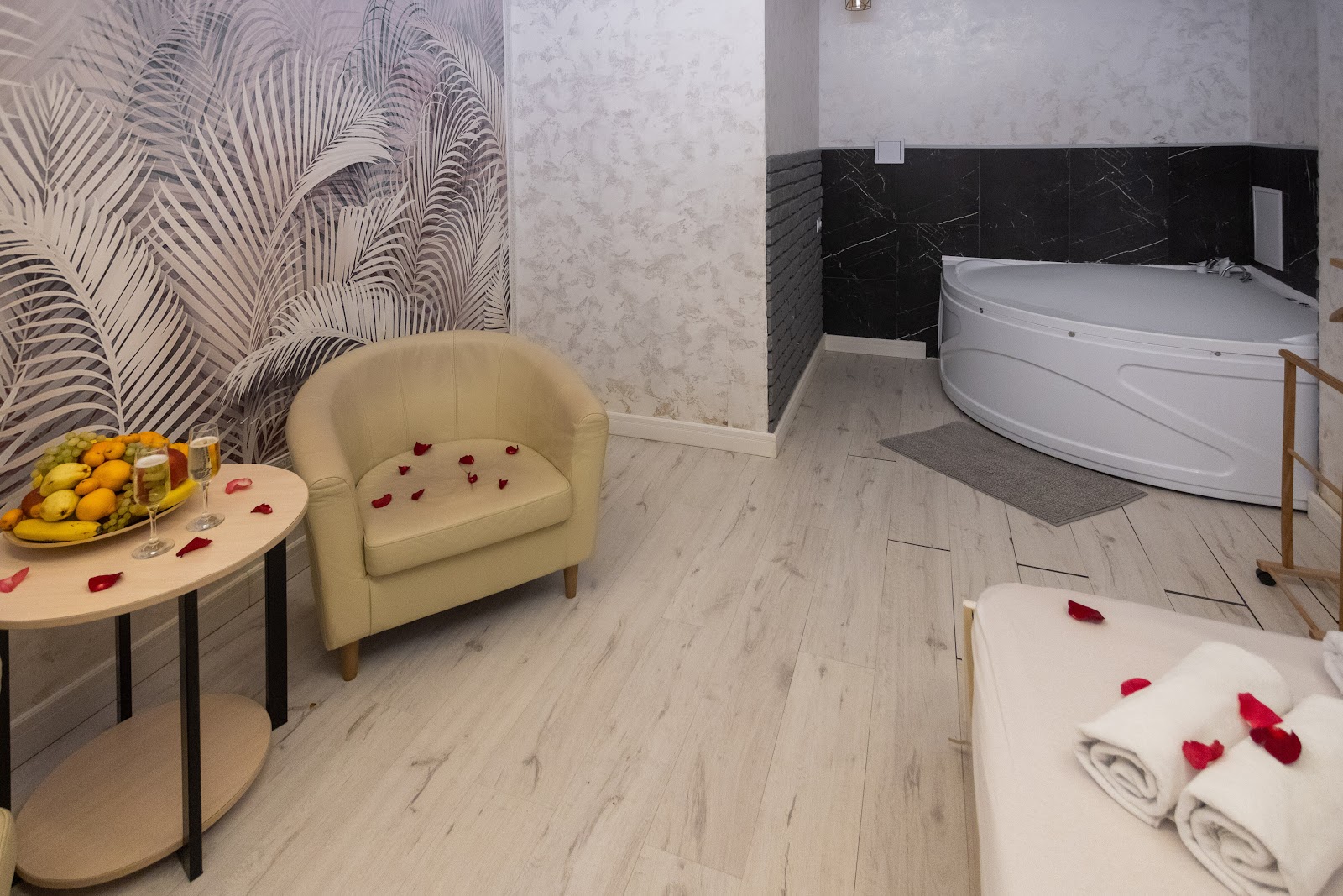 Moon Spa Salon - Erotic Massage in Ufa, Russia