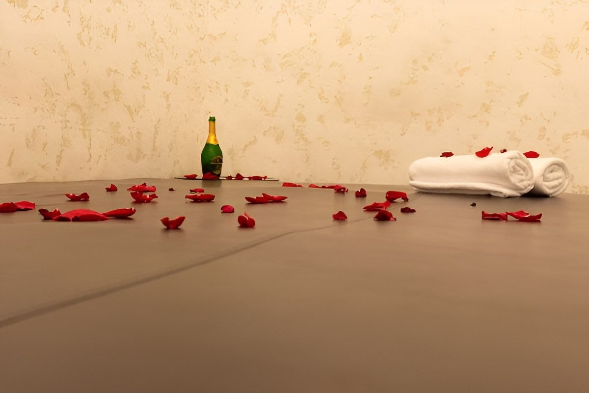 Moon Spa Salon - Erotic Massage in Ufa, Russia