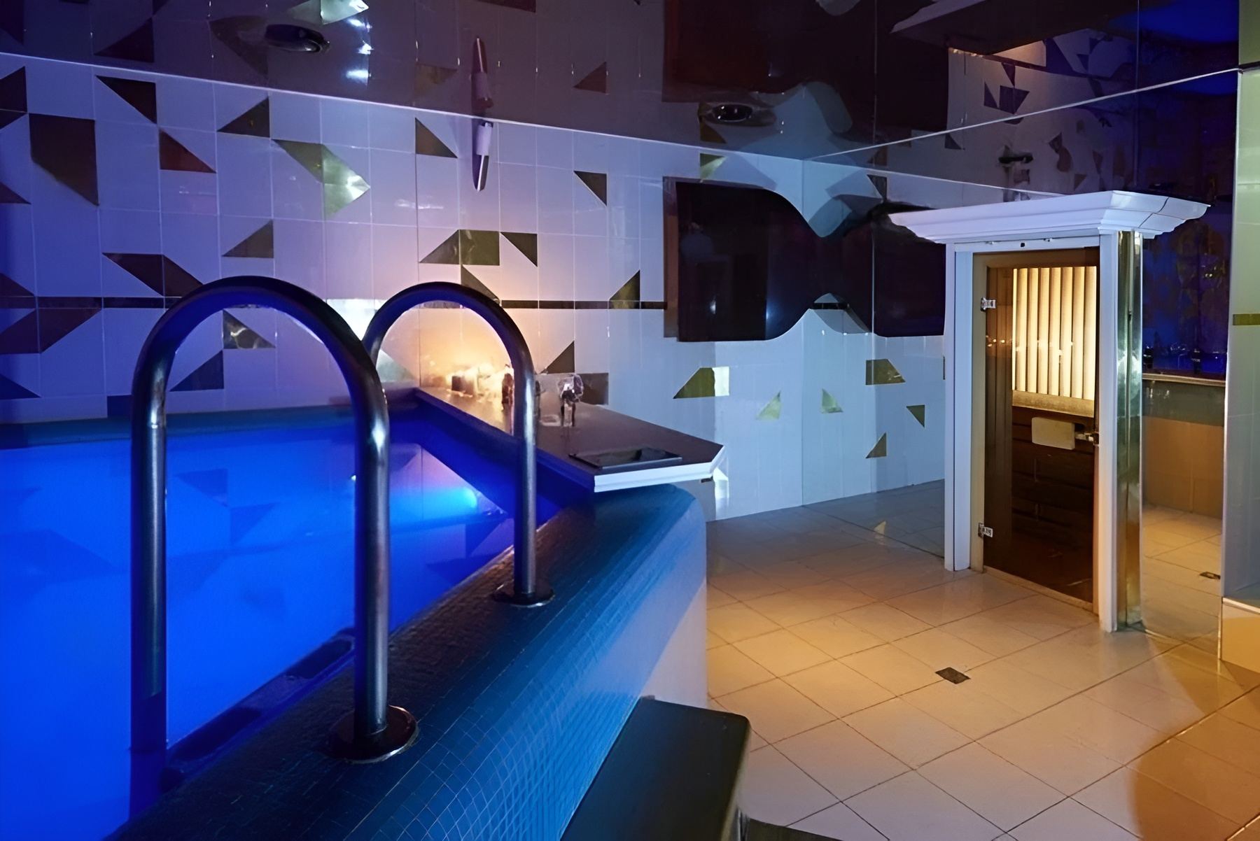 Muzhskoy Spa Salon Ufa (Relaxxx) - Erotic Massage in Ufa, Russia