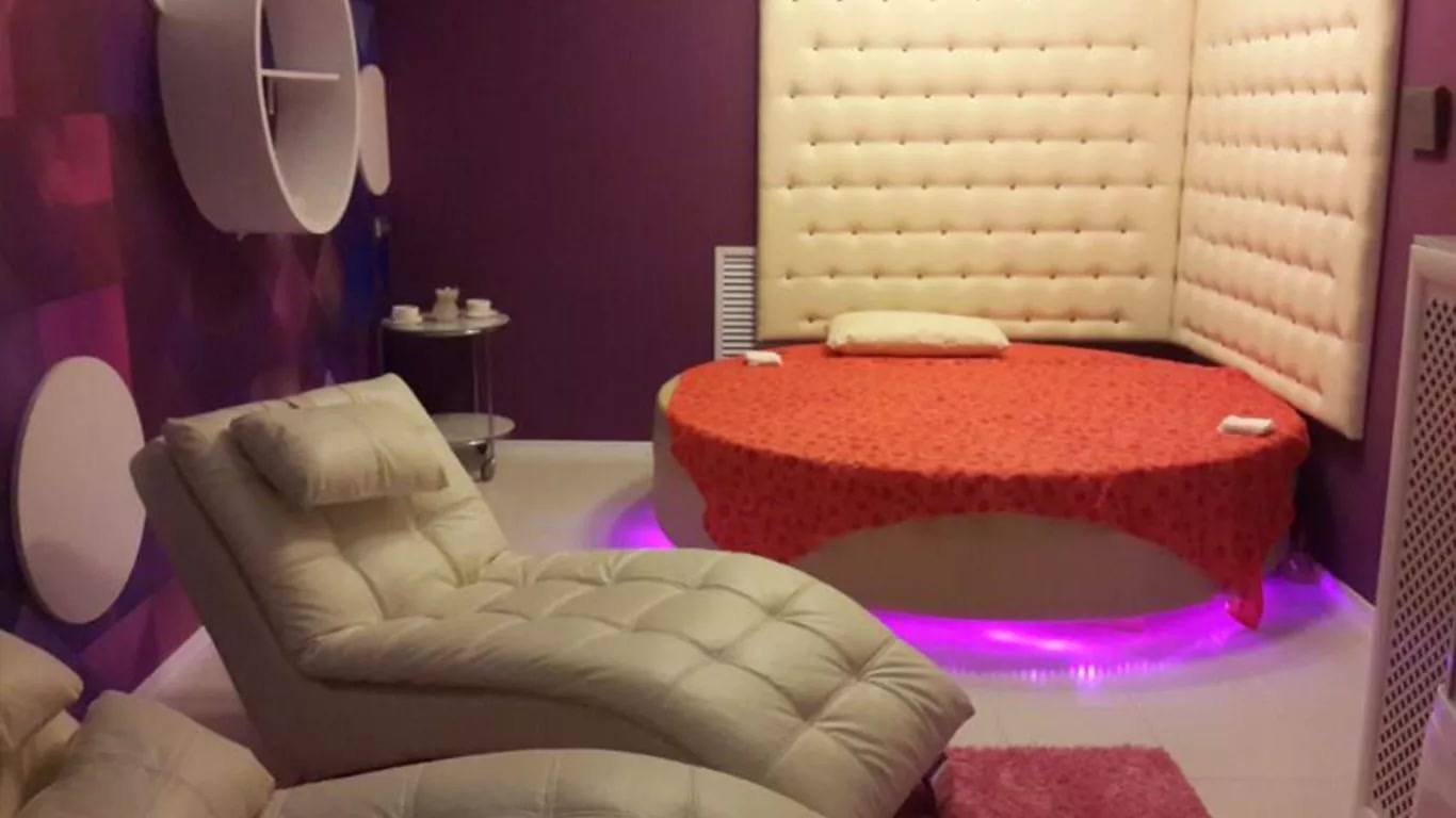 Opium (Ufa) - Erotic Massage in Ufa, Russia