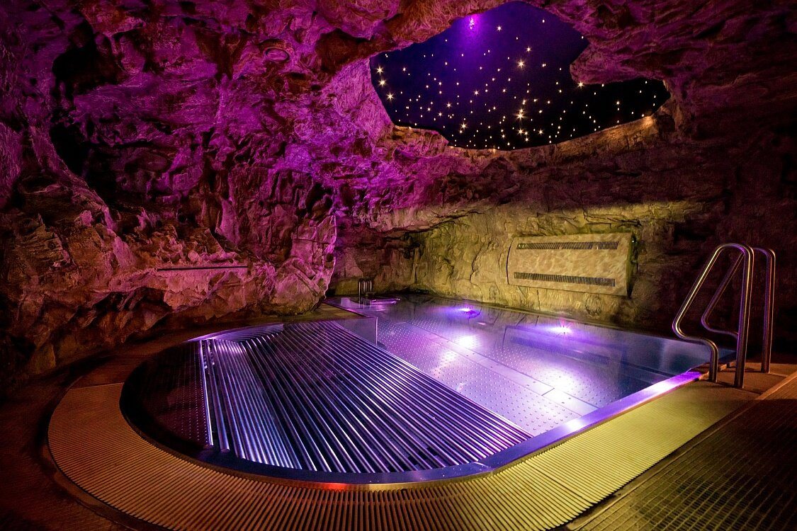 Premium Men's Spa - Erotic Massage in Ufa, Russia