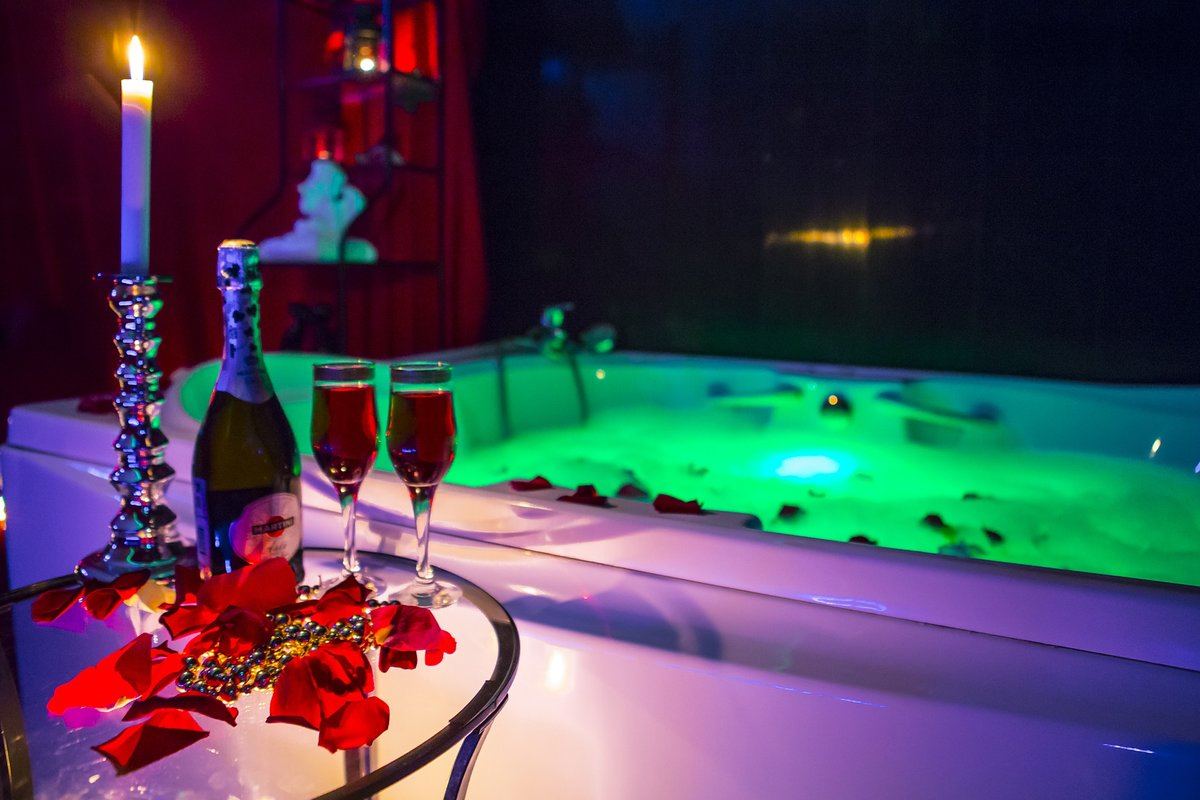 Rich Men's Club - Erotic Massage in Ufa, Russia