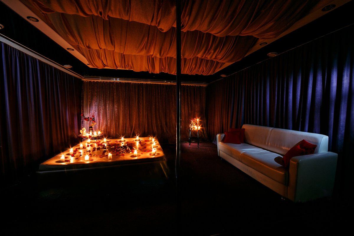 Rich Men's Club - Erotic Massage in Ufa, Russia