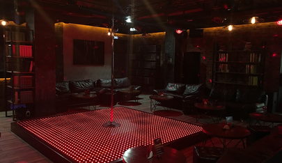 Striptiz-Klub Yestestvoznaniye (Ufa) - Nightclub in Ufa, Russia