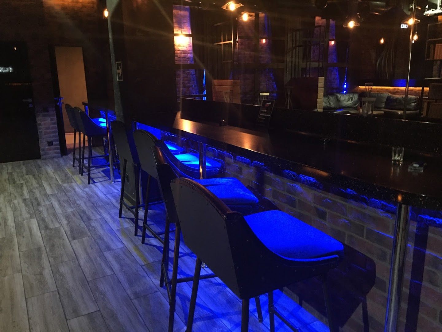 Striptiz-Klub Yestestvoznaniye (Ufa) - Nightclub in Ufa, Russia