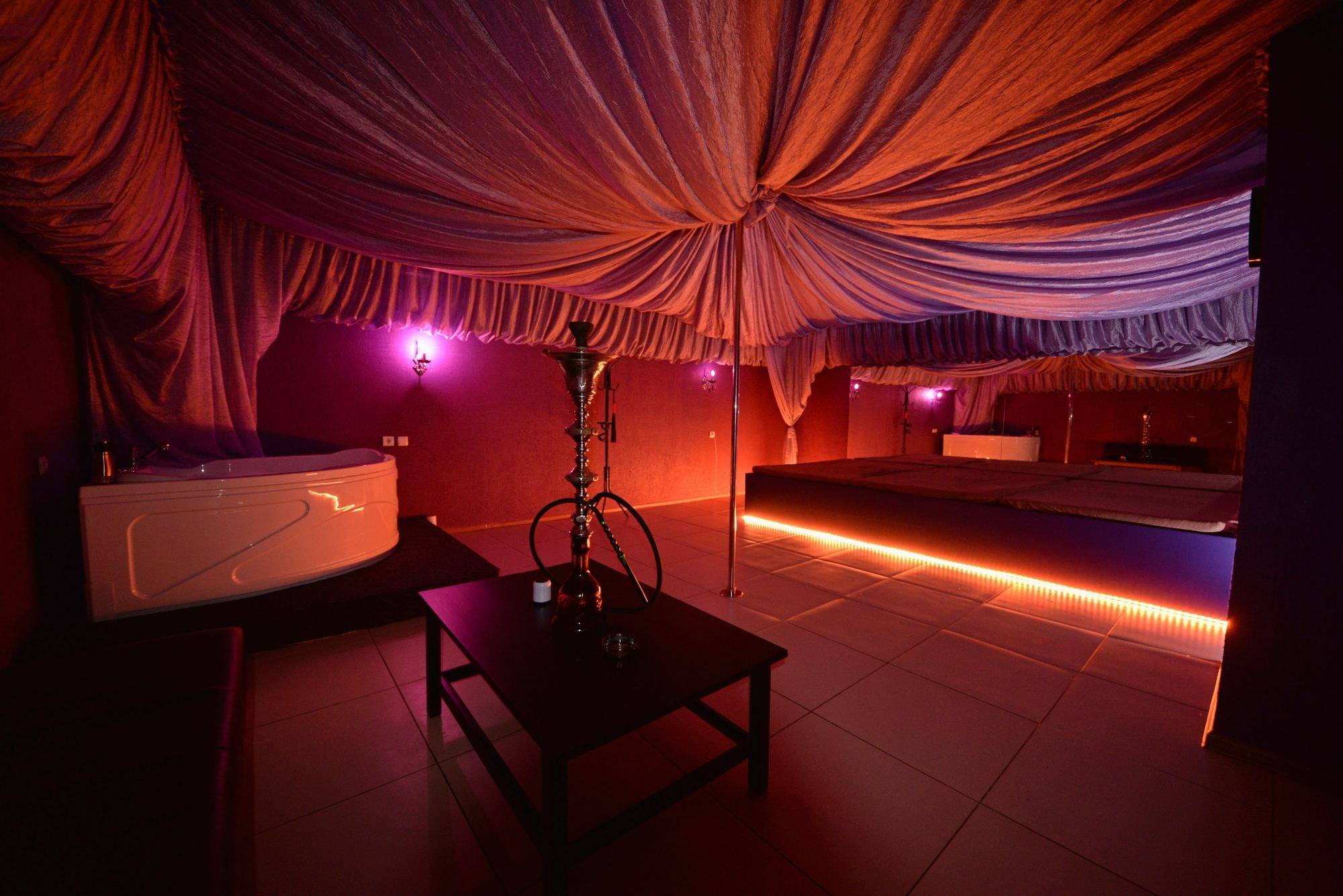 Muzhskoy Relaks Salon Kleopatra - Erotic Massage in Volgograd, Russia