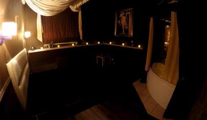 Amore, Salon Eroticheskogo Massazha Dlya Muzhchin - Erotic Massage in Yekaterinburg, Russia