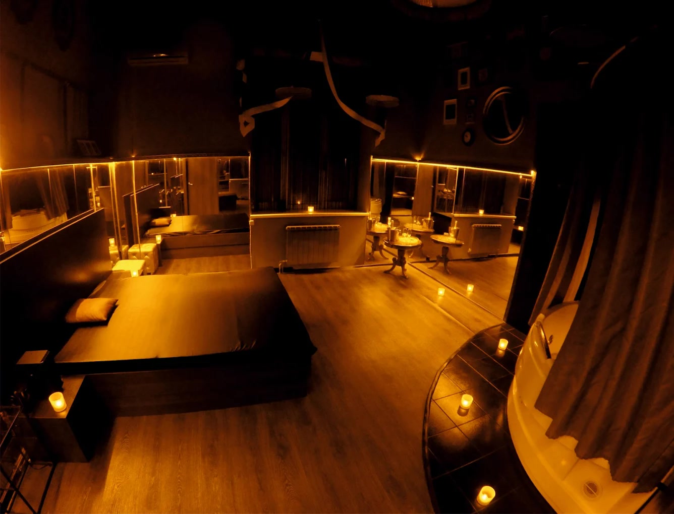 Amore, Salon Eroticheskogo Massazha Dlya Muzhchin - Erotic Massage in Yekaterinburg, Russia