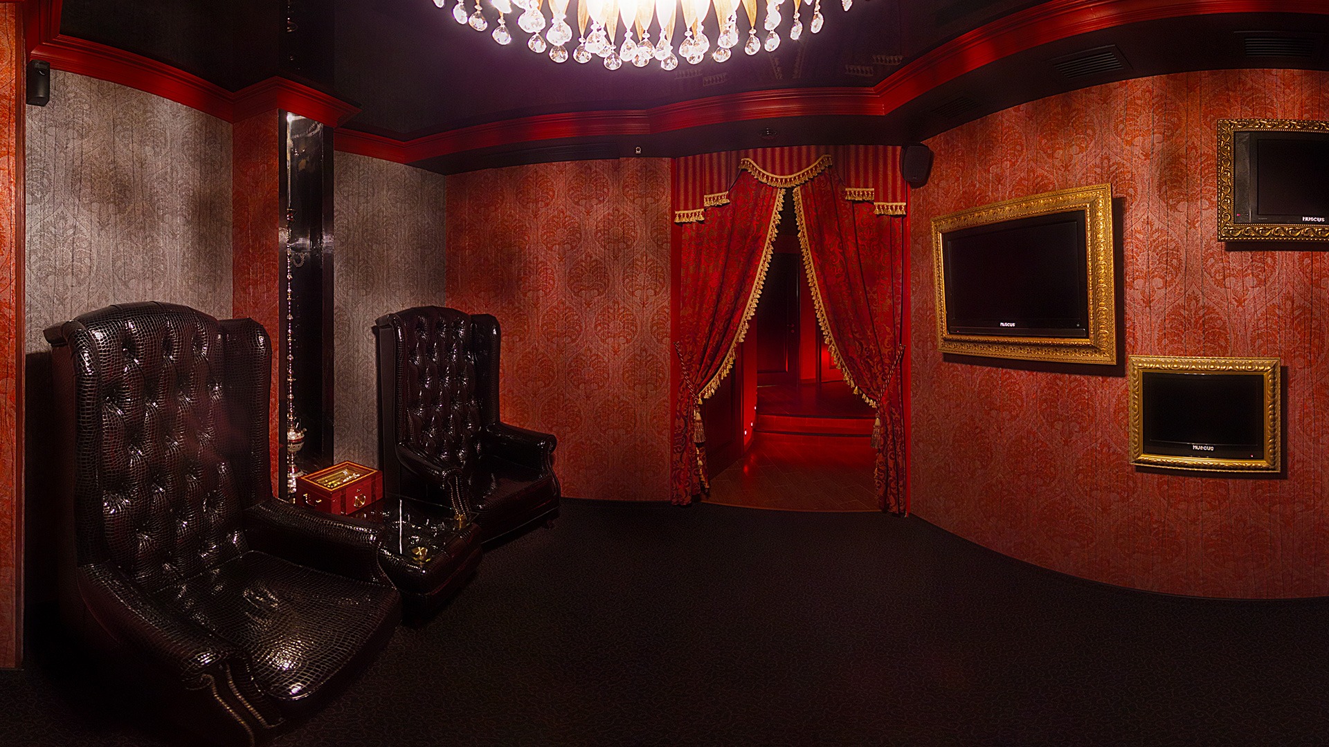 Charisma - Erotic Massage in Yekaterinburg, Russia