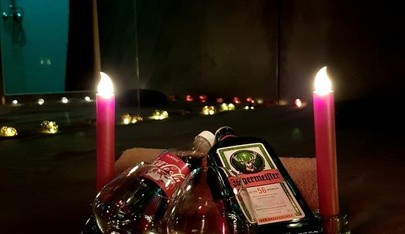 Dzhumandzhi (Jumanji) - Erotic Massage in Yekaterinburg, Russia